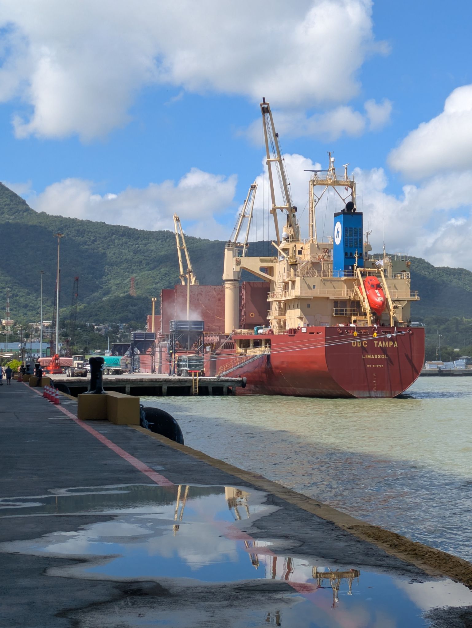 PXL 20250505 141128972