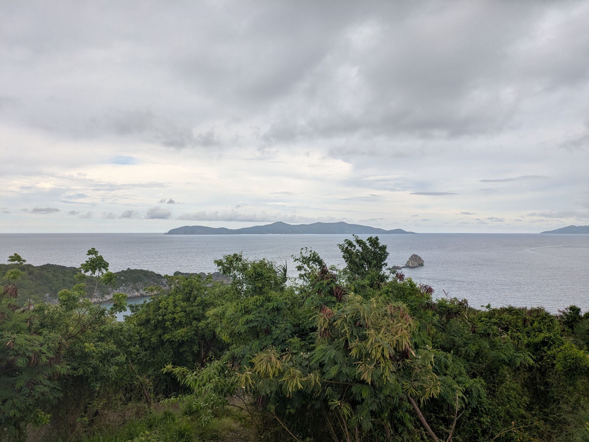 PXL 20250506 194938221