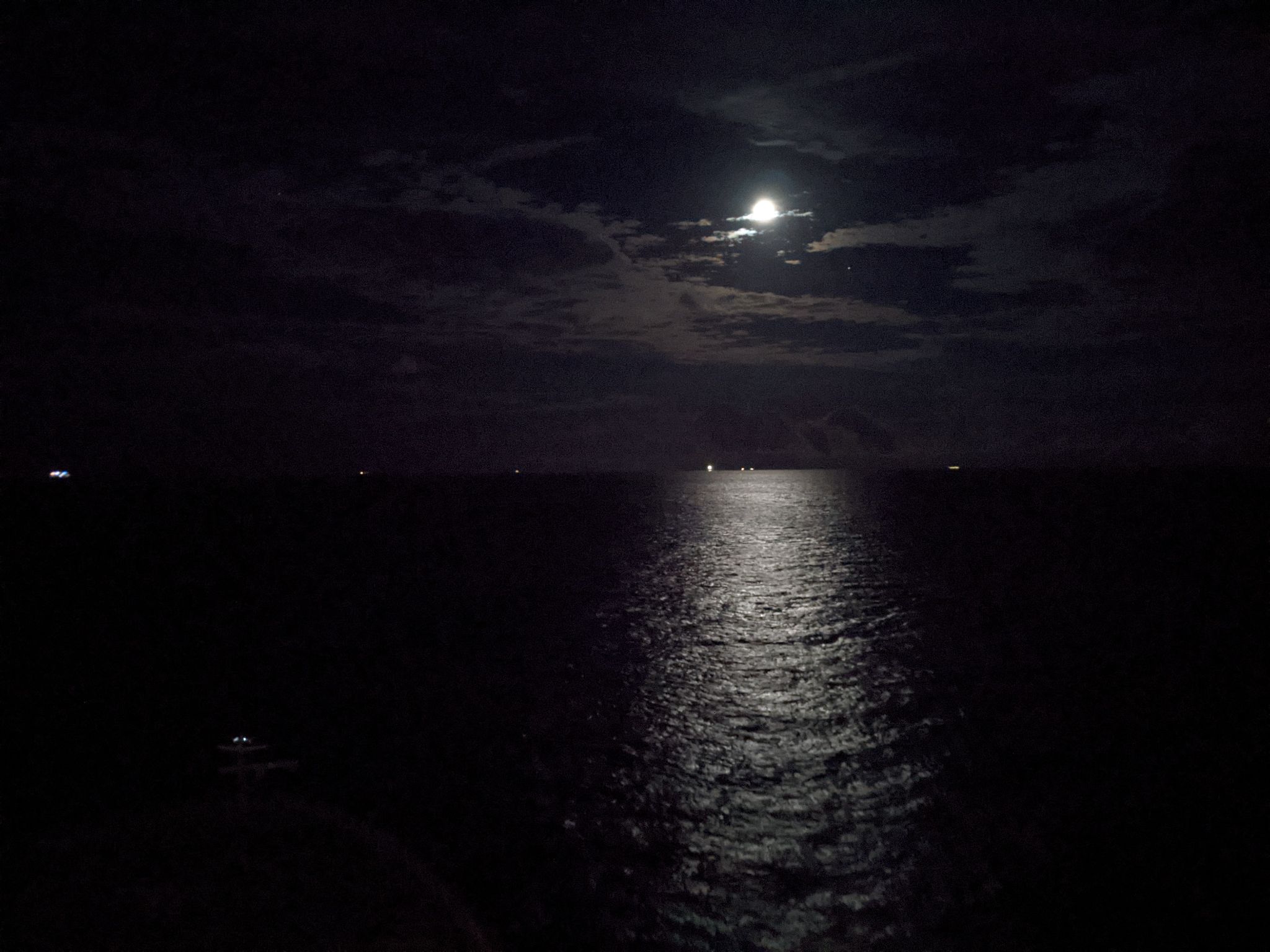 PXL 20211024 020025718